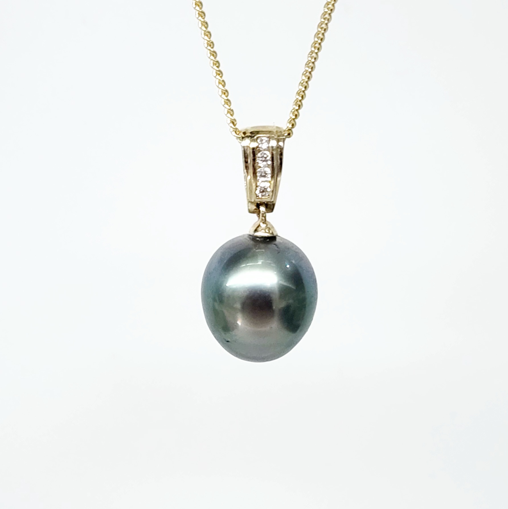 9ct Yellow Gold 10.5-11.0mm Teardrop Tahitian Black Pearl with Diamond Setting Bale Cap Pendant