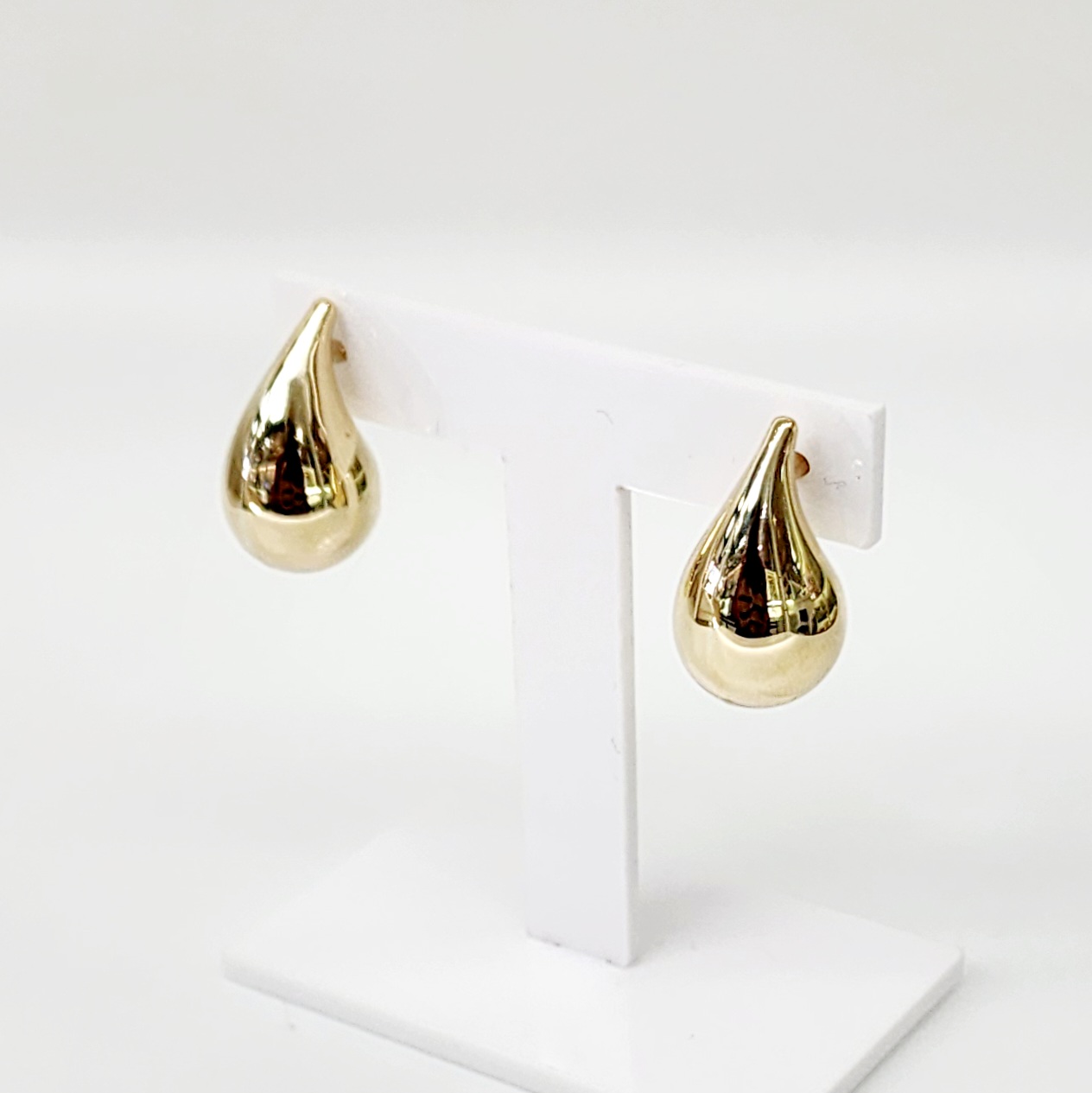 9ct Yellow Gold Chunky Hollow Water Drop Stud Earrings