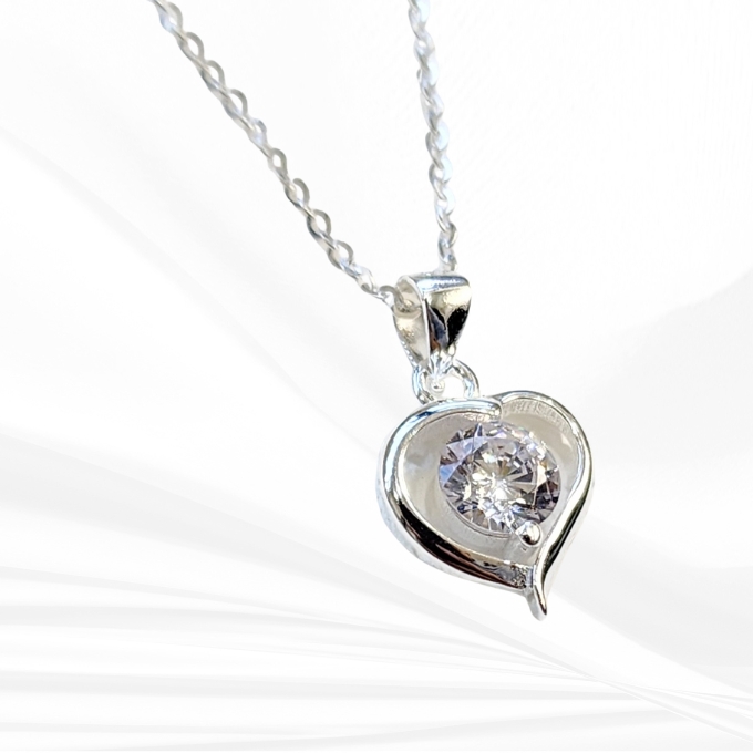 Affordable Anniversary Gifts Under $200